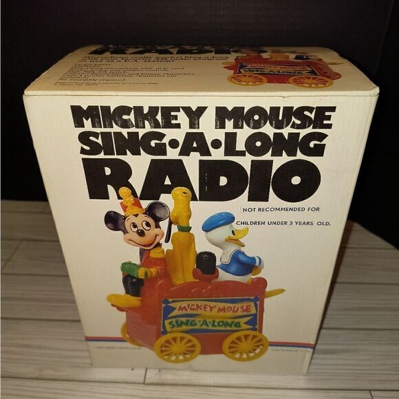 Disney Mickey Mouse Donald Duck Vintage Sing a Long Radio in Original Box - Picture 9 of 9